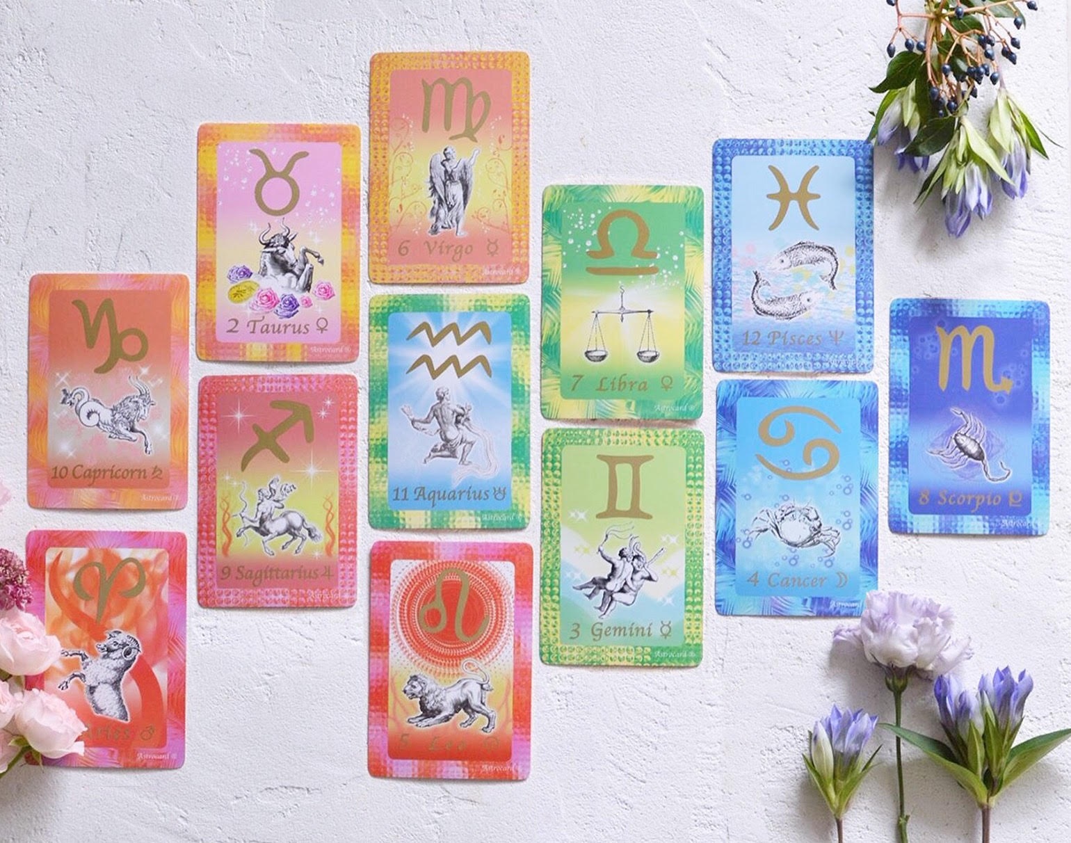 アストロカードの美しい星座カード